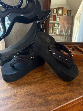 Black Platform Flip Flop Sandals with Studded spikes Straps